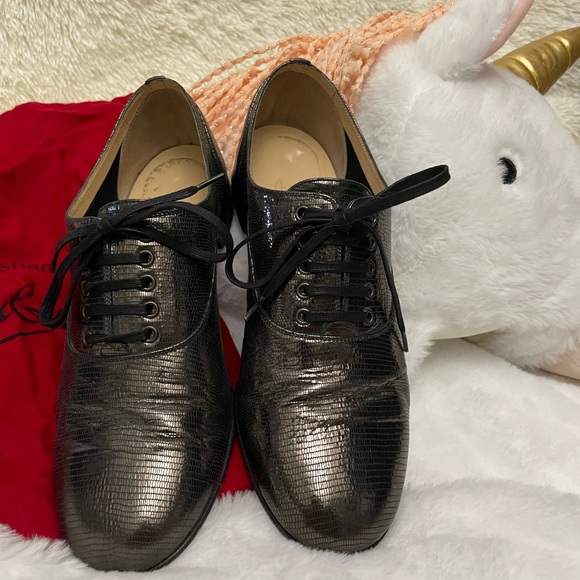 Christian Louboutin size 38 lace up oxfords metallic embossed leather - Picture 2 of 16